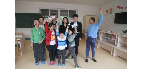 山东基泰建筑工程检测有限公司邀福利院孩子观看儿童剧